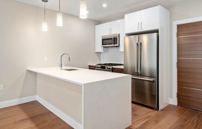1 bed, 1 bath, 659 sqft, $2,900, Unit 107