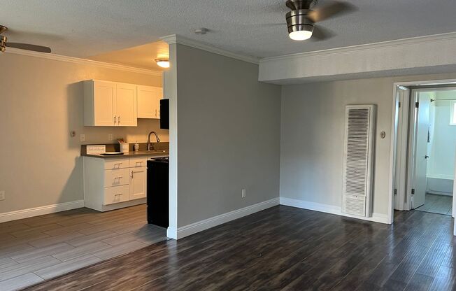 1 bed, 1 bath, 700 sqft, $1,925, Unit 7681-10