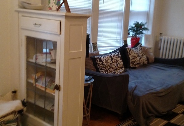 2 beds, 1 bath, 1,100 sqft, $1,409, Unit 2957 5734