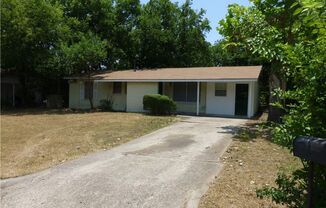 Large Four Bedroom Eastside Home Near Mueller