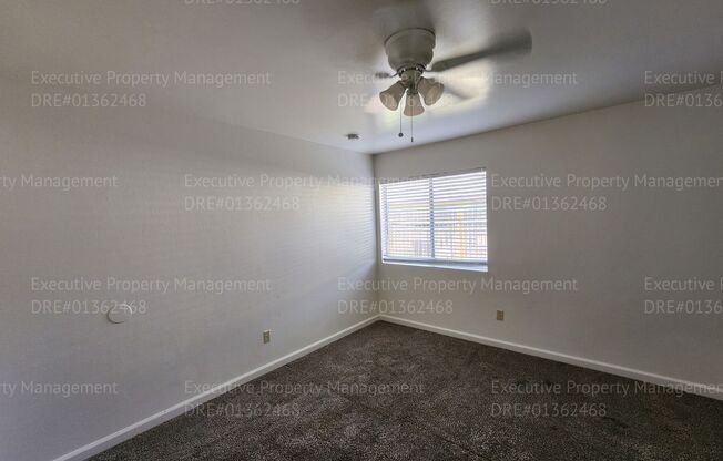 2 beds, 1 bath, $1,425, Unit B