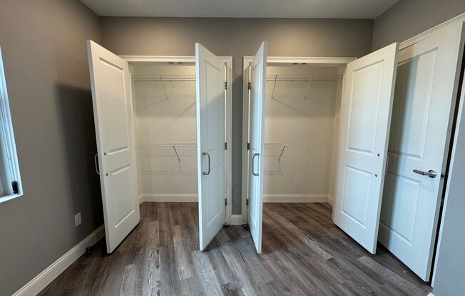 2 beds, 1 bath, 820 sqft, $2,800, Unit 214