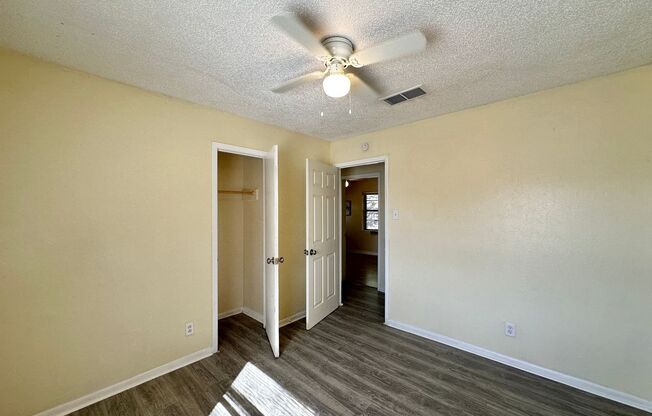 4 beds, 1 bath, $1,400