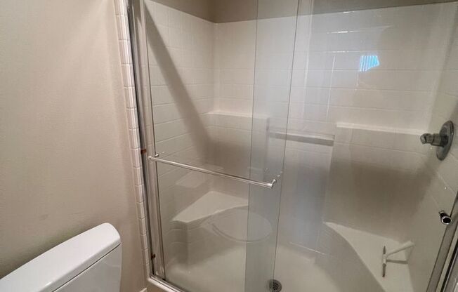 7111 NE Rocky Brook Street ~ Move-In Special - $500 Off 1st Month's Rent!