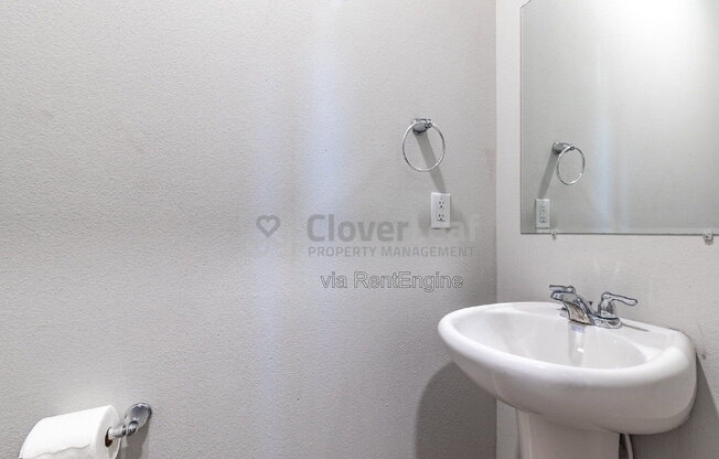 3 beds, 2.5 baths, 1,261 sqft, $1,397, Unit 24