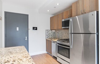 1 bed, 1 bath, $2,900, Unit 304