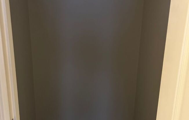 1 bed, 1 bath, 620 sqft, $925, Unit 6928-B