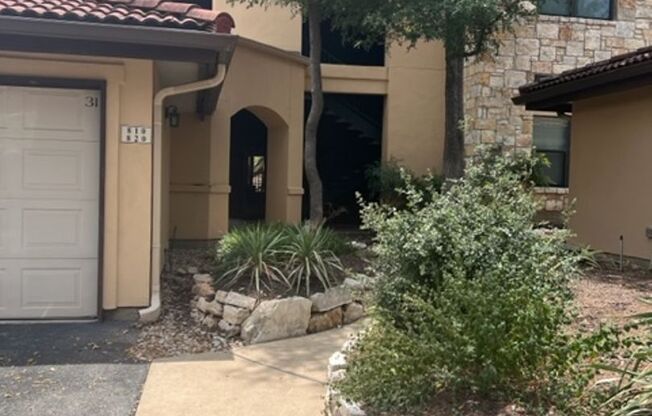 Beautiful 2 Bedroom 2 Bath condo in Georgetown