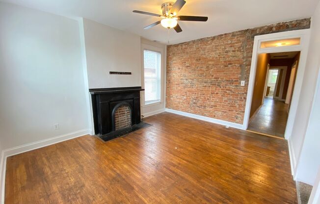 W 5th Ave 84-86 ONYX