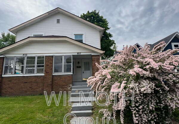 853 LINCOLN ST