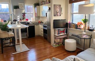 1BR Gem in the Heart of Logan Circle and 14th St!