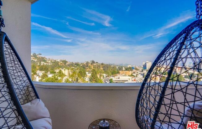 2 beds, 2 baths, 1,377 sqft, $5,750, Unit 802