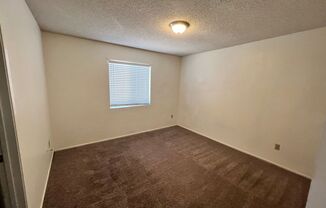 2 beds, 1 bath, 800 sqft, $950, Unit Unit 1