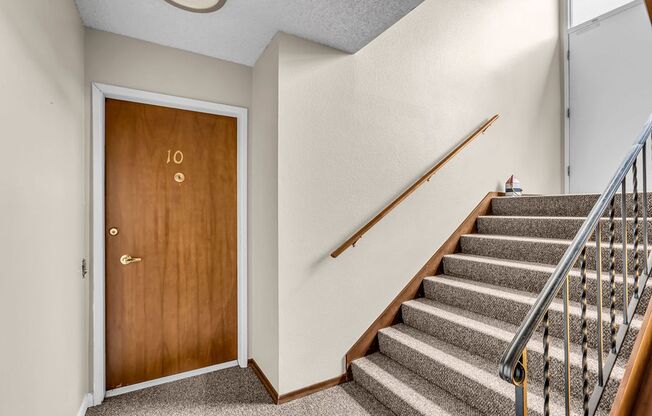 2 beds, 2 baths, 1,220 sqft, $2,300, Unit 1513