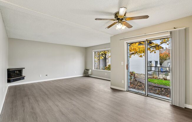 2 beds, 1 bath, 987 sqft, $1,499, Unit 06