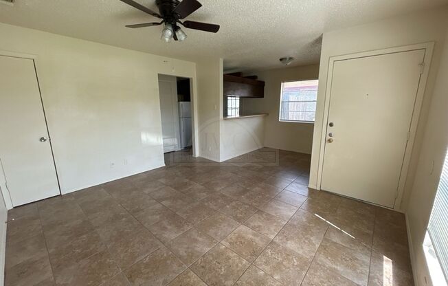 1 bed, 1 bath, 608 sqft, $695