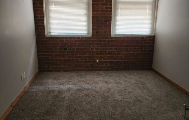 2 beds, 2 baths, 980 sqft, $1,700, Unit 912