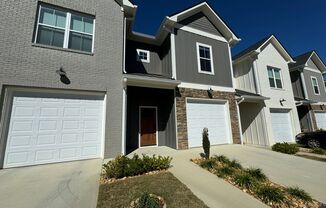 3 beds, 2.5 baths, $2,395