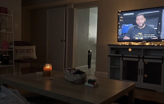 1 bed, 1 bath, 625 sqft, $2,100, Unit 2