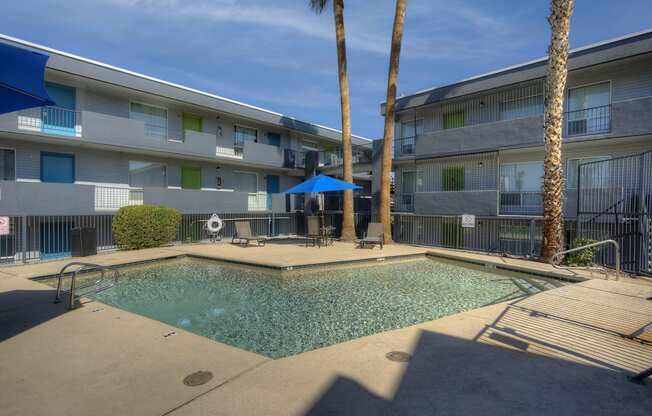 Pool and lounge at Radius Apartments in Phoenix AZ Nov 2020