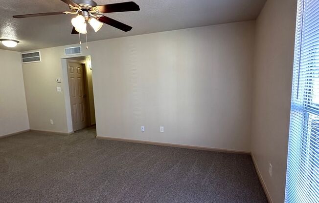 1 bed, 1 bath, 612 sqft, $880, Unit 1314