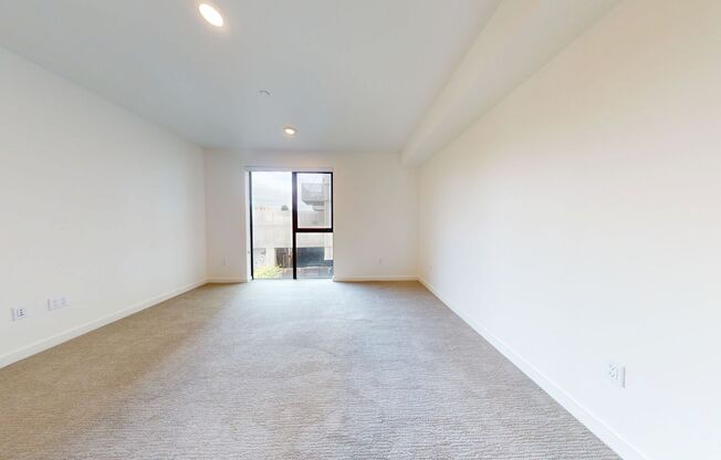 2 beds, 2 baths, 980 sqft, $2,845, Unit 202