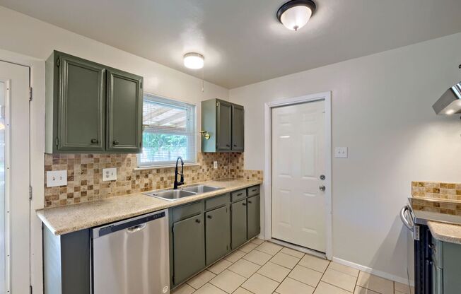 Great Location in the Heart of Schertz!