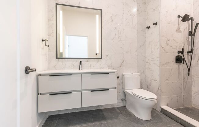 1 bed, 1 bath, 650 sqft, $1,595, Unit 305