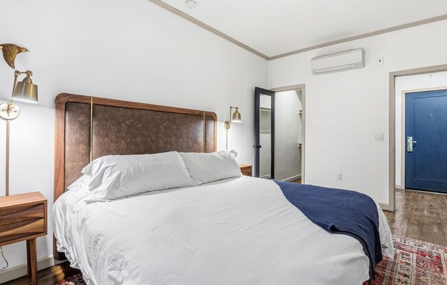 1 bed, 1 bath, 810 sqft, $2,375, Unit 201FS