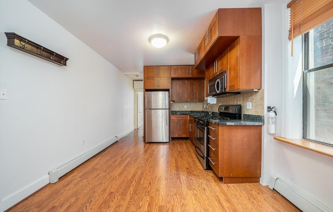 98 N ST