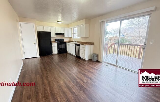 Newly Remodeled Home in Sandy For Rent!!