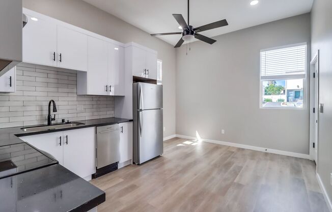 1 bed, 1 bath, 450 sqft, $2,095, Unit 4745-2