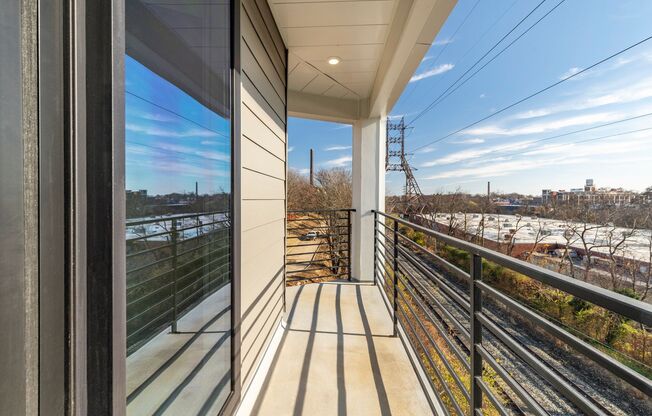 2 beds, 2 baths, 927 sqft, $1,935, Unit B220
