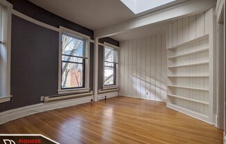 1216 N Dearborn