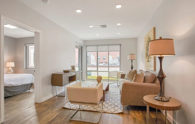 Studio, 1 bath, 387 sqft, $2,400, Unit 608