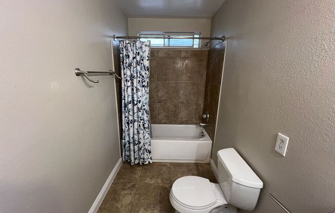 2 beds, 2 baths, $2,000