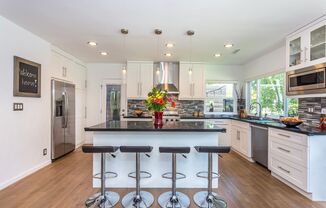 Remodeled 3BD/2BA W/Detached Studio