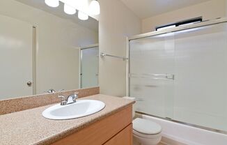 1 bed, 1 bath, 667 sqft, $2,075, Unit B230