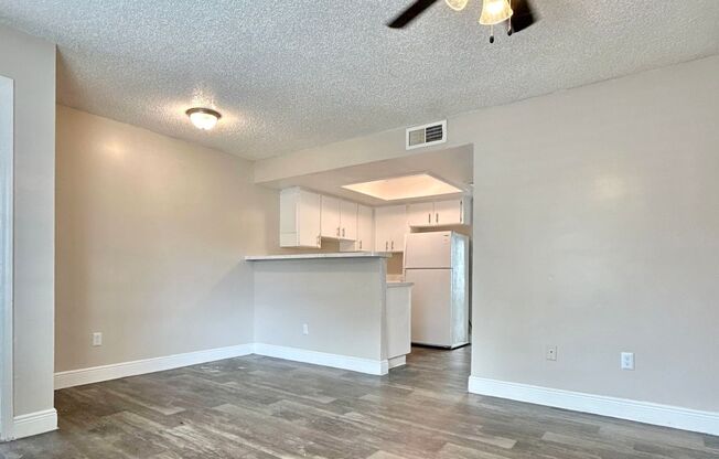 1 bed, 1 bath, 650 sqft, $1,049