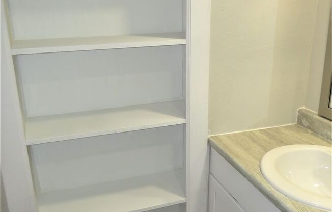 1 bed, 1 bath, 605 sqft, $1,079, Unit 218