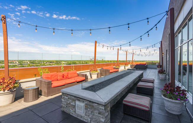 Rooftop lounge - The Verge Apartments in St Louis Park, MN