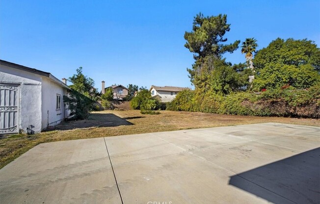 7339 KELVIN AVE