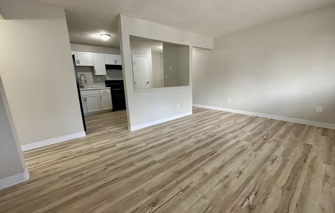 2 beds, 1 bath, 740 sqft, $1,025, Unit 3630-02