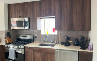 2416 N WASHTENAW AVE