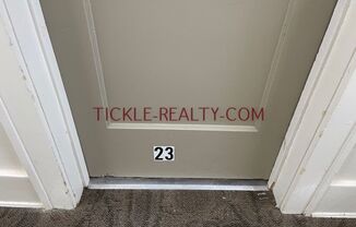 Studio, 1 bath, $850, Unit S23