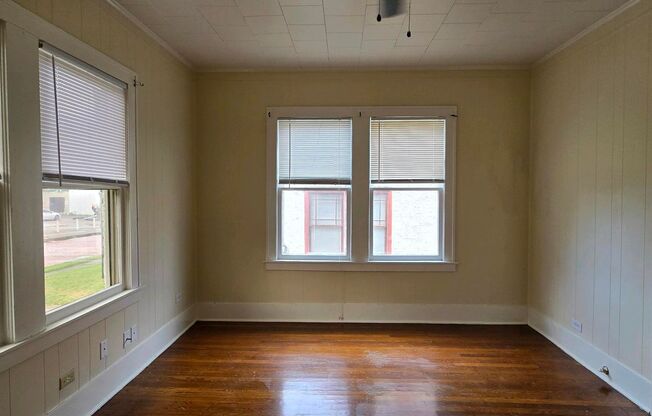 420 S Spring Ave LEASE UP ONLY