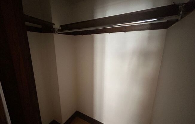 1 bed, 1 bath, $1,195, Unit 61