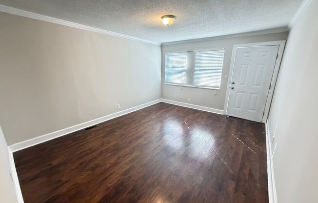 2Bed/1Ba Duplex close to Downtown Concord Fully Renovated with Laundry Room on Site