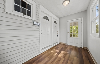 2 beds, 1 bath, 2,080 sqft, $3,000, Unit 2