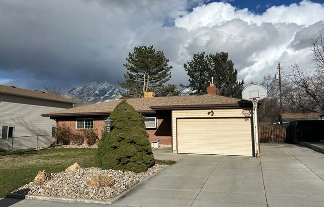 Spacious 5 Bed 3 Bath Home in Cottonwood Heights